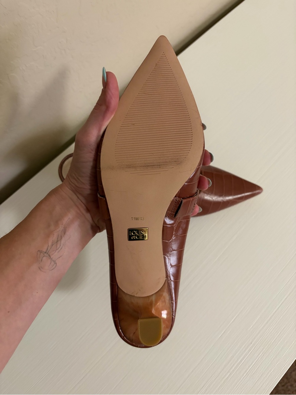 🤎🐊New🐊🤎Louise et Cie Brown Croc-Embossed Pointed Mules Gold Chain Detail - Picture 5 of 16